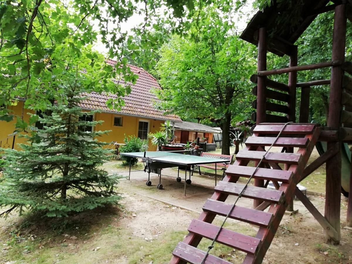 Mohas Vendeghaz Koszeg Mohas Ut 107 Hotel ภายนอก รูปภาพ